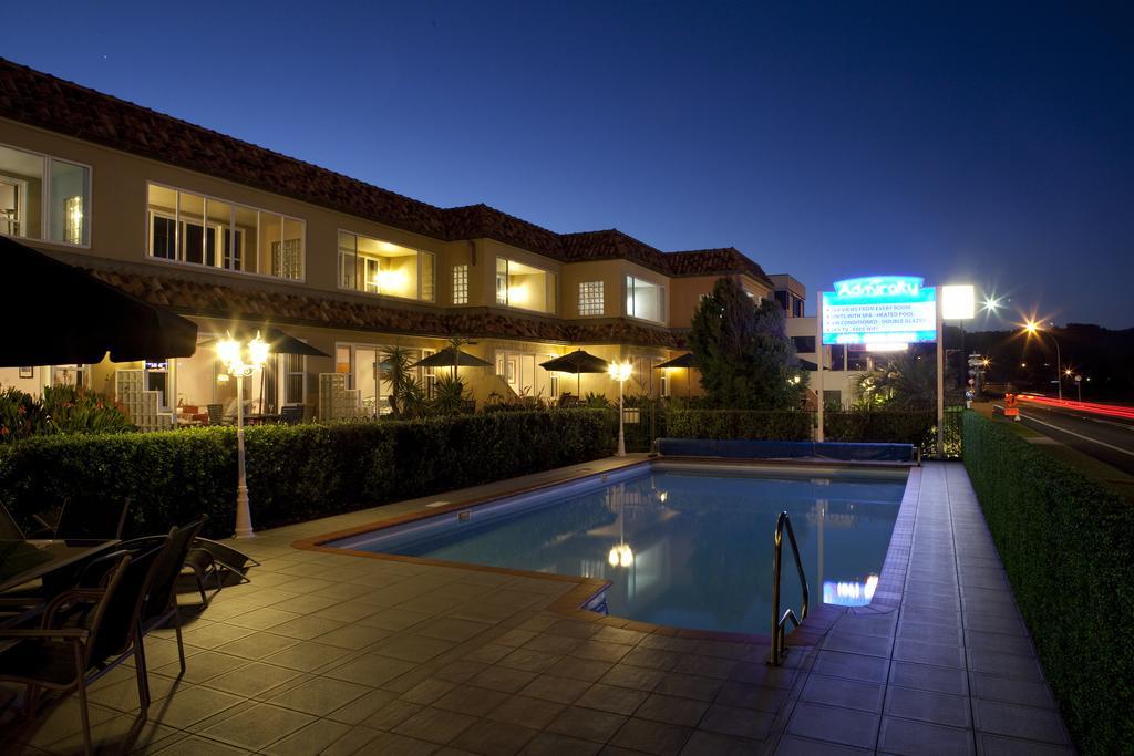 Admiralty Lodge Motel Фитианга Экстерьер фото